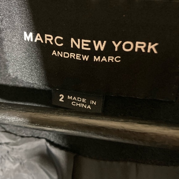 Black wool top coat Marc NY wool bucle style like new size small (2) - Picture 6 of 7